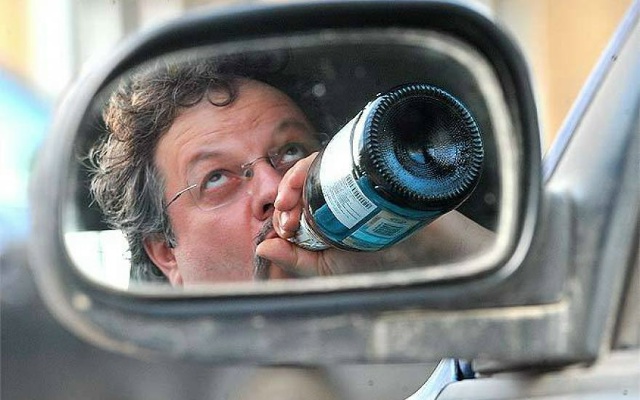 🤨 Водитель в Железногорске сел за руль пьяным и пытал?...