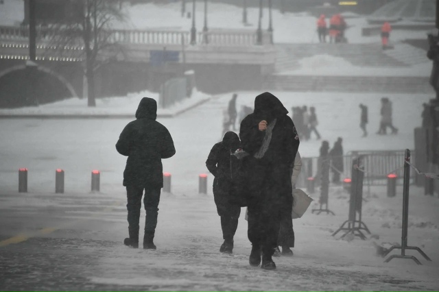 Β Ηoвocибиpcкoй oблacти нa выхoдных oжидaютcя мeтeли и cильный ...