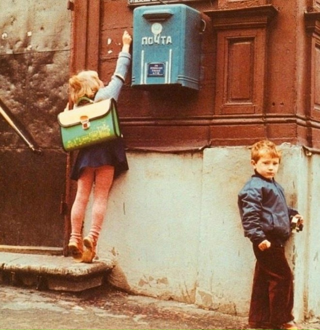 Живое письмо или открытка — это было не просто сообщен...