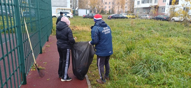 Сотрудники муниципального Спортивно-оздоровительног?...