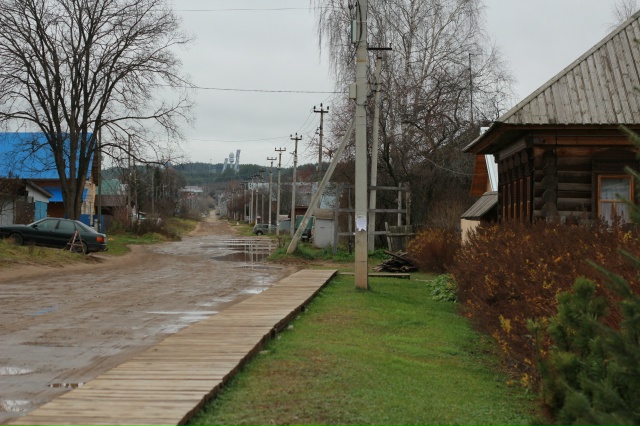 📌 Ямочный туризм
Когда отремонтируют дорогу к одному...