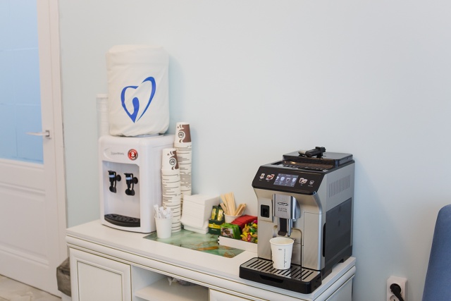 Бесплатно = Консультация врача + План лечения + Снимок з...