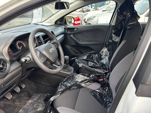 Новая Lada Iskra в базовой комплектации за 1,25 млн рублей ок?...