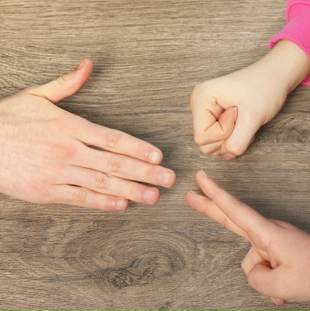 В Свердловской области мужчина убил друга после игры в...