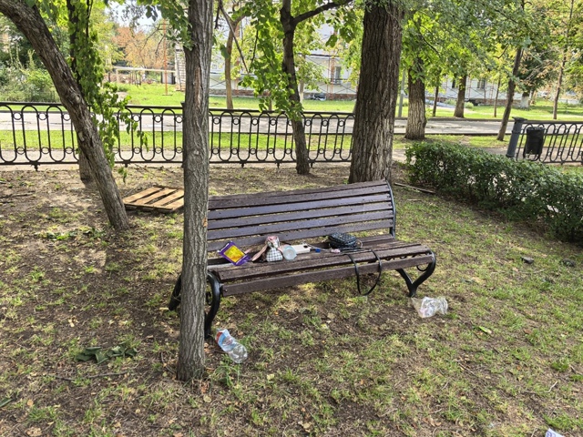 😡 Сквер на Стошке после выходных
📸 Куйбышевский/Вол?...