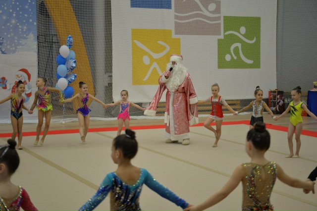«Новогодний бал снежинок» - открытый спортивный празд?...