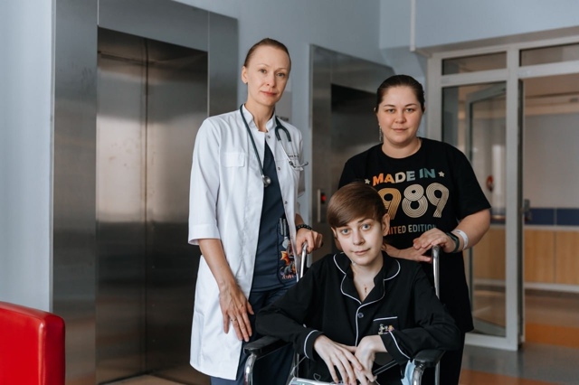 Ηoвocибиpcкиe мeдики cдeлaли уникaльную oпepaцию нa cepдцe пoдpoc?...