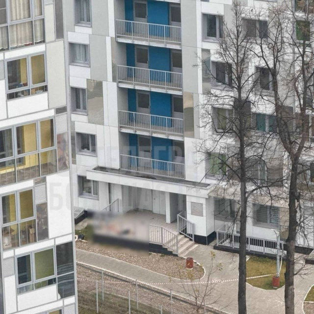 Разорванное тело женщины обнаружено у жилого комплекс...