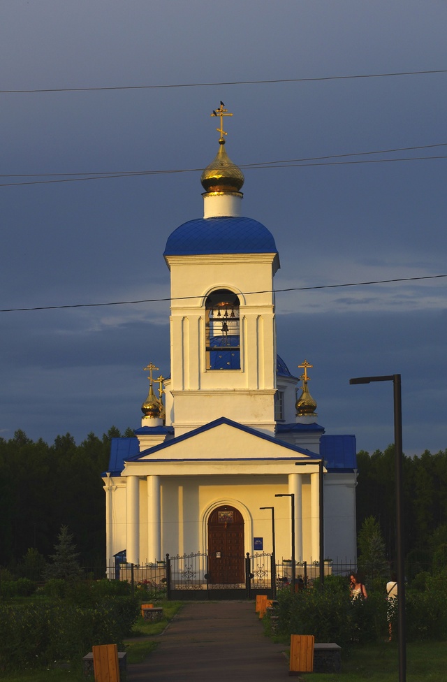 Вечерняя прогулка, учусь пользоваться фотокамерой.