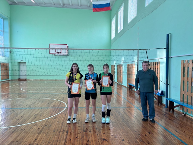 «ВОЛЕЙБОЛЬНЫЙ КУБОК!»
✅18 октября 2025 года в пгт. Балах...