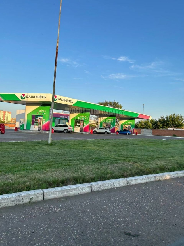 🤬«Башнефть» снова подняла цены на бензин.
В выходные ...