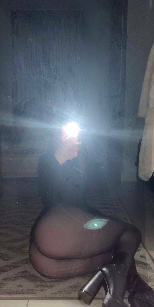 Мальчик случайно выдал секреты флирта своих мамы и пап...