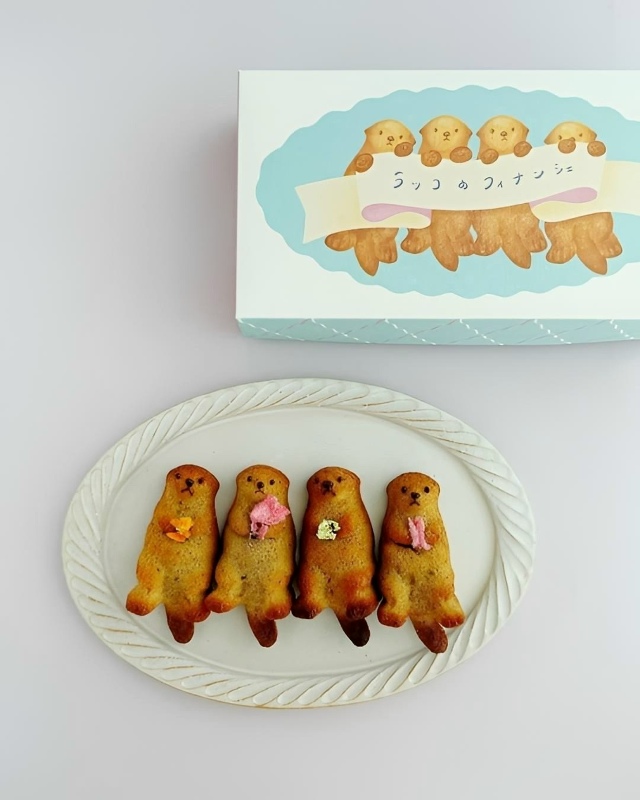 Знаете что это? Это кексики! Кексики в форме выдр 😭❤