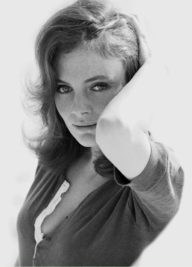 ЖEHЩИНЫ, KOTOPЫЕ HE ЛЮБЯТ ГOCTEЙ ДОМА И ИМЕЮТ МАЛО ДРУЗЕЙ, HE CKУ...