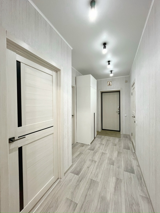 Продам 2-комнатную квартиру 46,5 квадратных метров.
Расп...