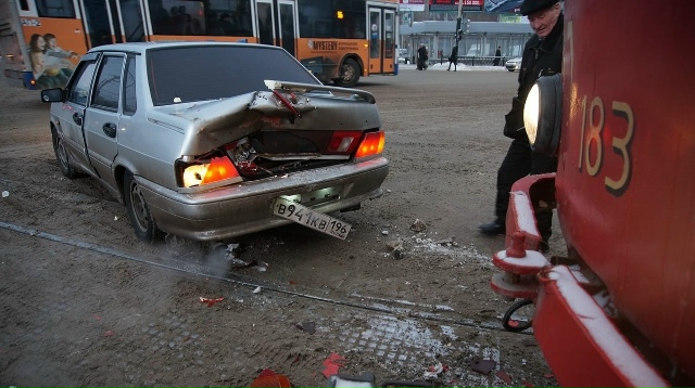 🚨 В Екатеринбурге назвали самые опасные дороги
По да?...