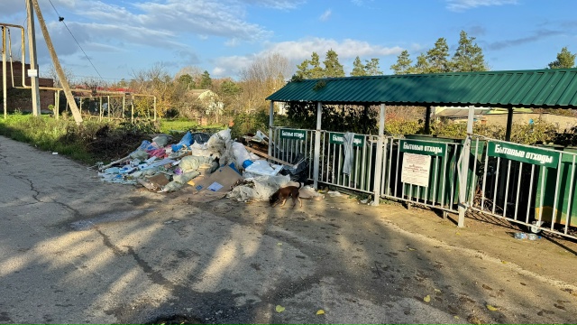 Улица Ростовская, жители уже несколько раз обращались ...