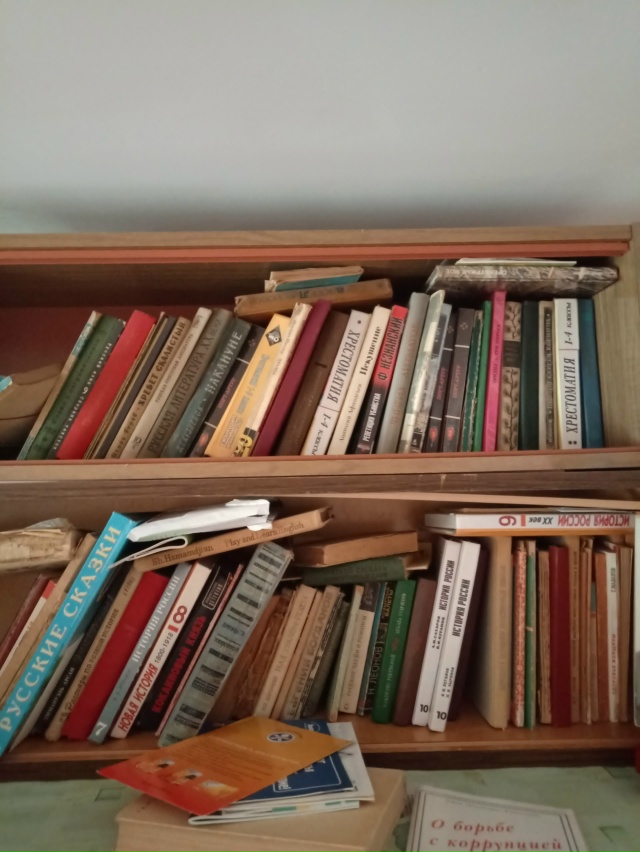 Продам, все что на фото, недорого. 89198487010