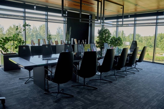 Компания «Грибная радугу» приглашает на работу
УБОРЩ?...