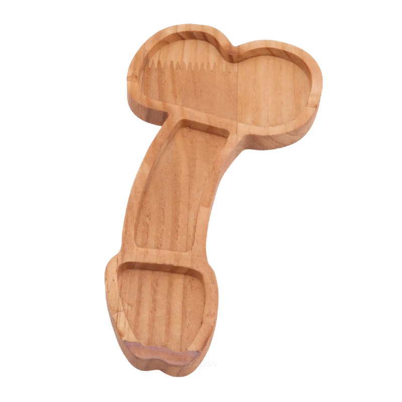 На российских маркетплейсах появилось специальное деревянное блюдо для тарелочниц: оно разделено на