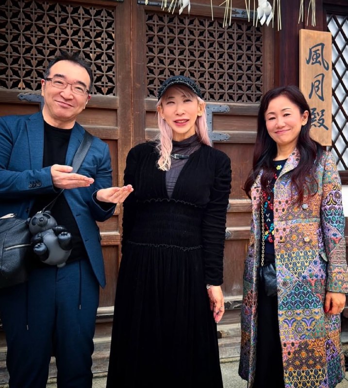 🌙Ёсихиро Тогаши и Наоко Такеучи снова появились вместе на публике.
Создатели «Хантер x Хантер» и «С