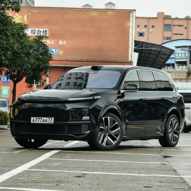 Официальные цены на Li Xiang в России более чем в два раза ?...