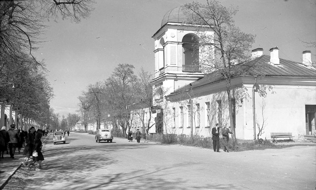 Петродворец. Большая Советская улица. 1952 г.