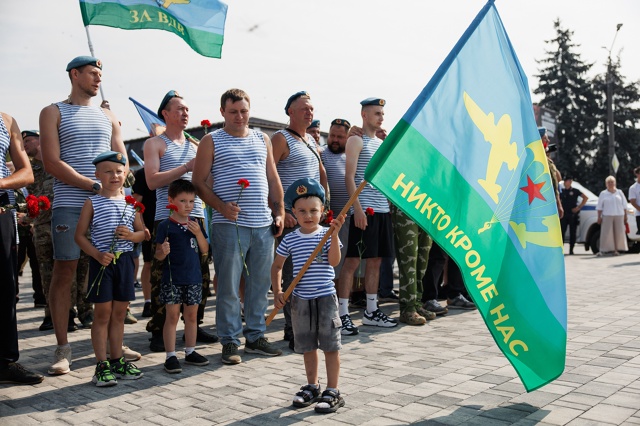 Никто кроме нас!
2 августа – это не просто день в календ...