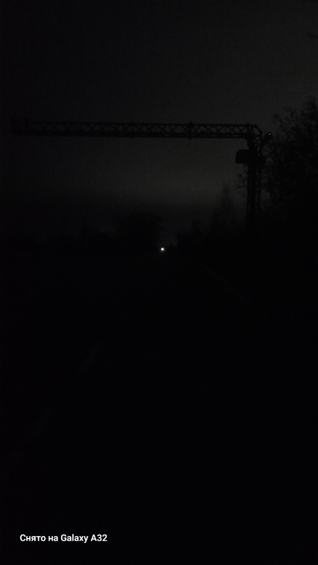 Подскажите, куда обратиться? Кто отвечает за освещение...