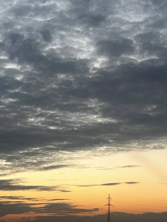 Сегодняшний закат 🌆
Фото от подписчиков