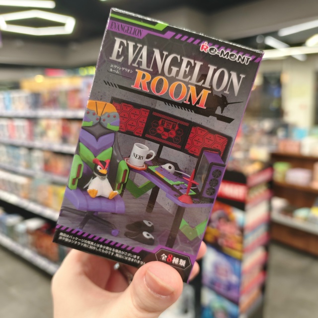 Озадаченно смотрим вдаль.
Почему, спросите вы? Да пот?...