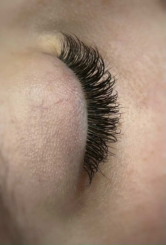 Приглашаю на наращивание ресниц🥰
🌷мастер со стажем ?...