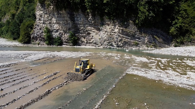 Суд обязал власти Сочи выплатить 83,9 млн рублей за загр?...