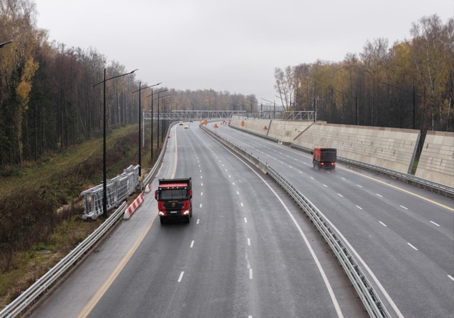 Лыткаринскую автодорогу проходящую через Ленинский о?...