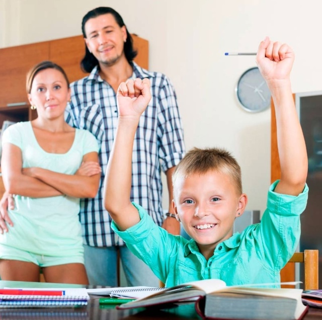 В Госдуме хотят ввести выплаты родителям школьников п?...