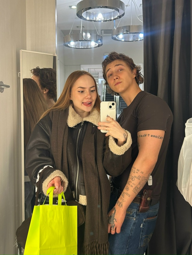 Вышли погулять 🛍️