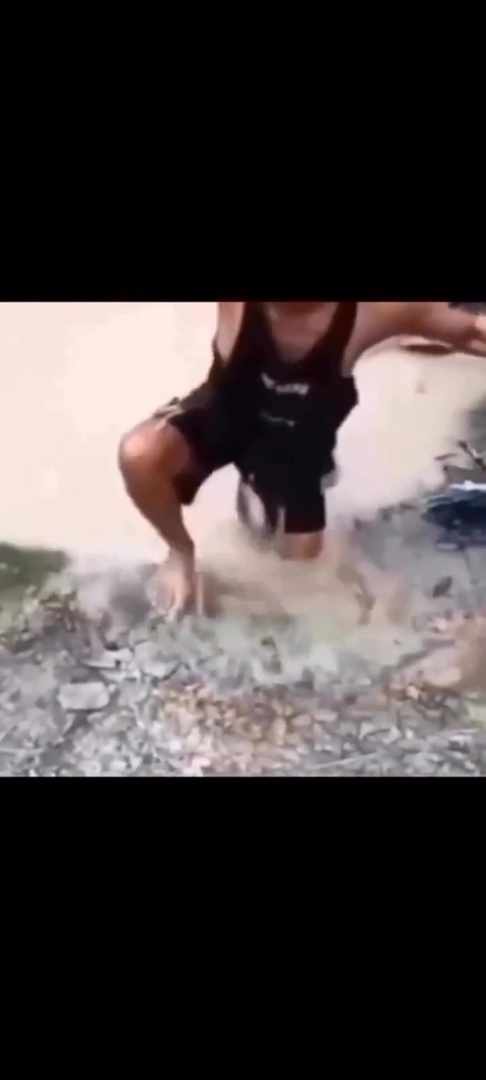 на червячка поймал