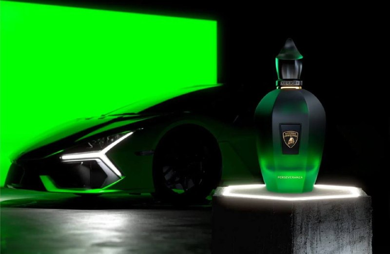 Lamborghini дропнула коллекцию духов.
В линейке три аромата — от свежего цитруса с ананасом и базил