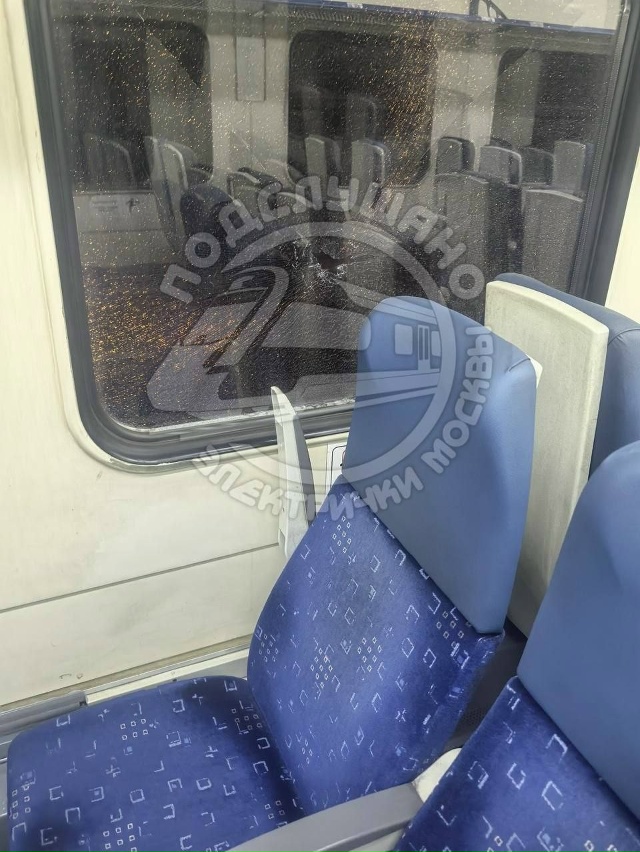 Подростки стреляли в помощника машиниста электрички, ?...