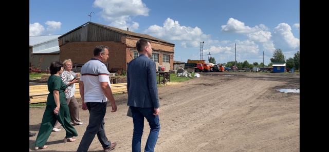 Рабочий визит Артёма Игоревича Петенёва в Балахтински...