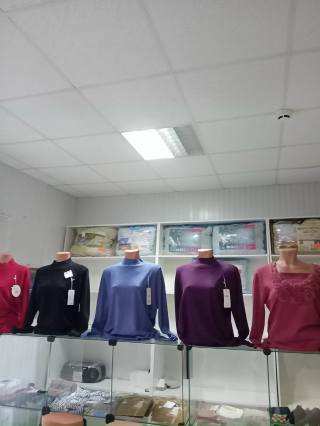 Магазин одежды «ФРЕГАТ» Ленинградская область, Подпор...