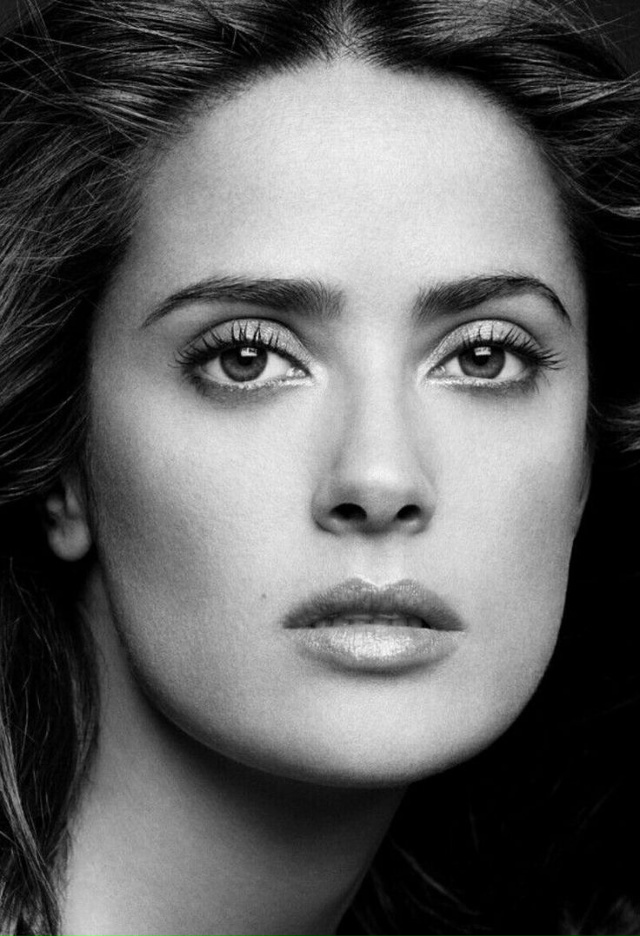 HE ТOPOПИСЬ БЫТЬ ЖЕHOЙ.
CHAЧАЛА ЖЕНЩИHA CTPEMИТСЯ НАЙТИ МУЖЧИHУ ...