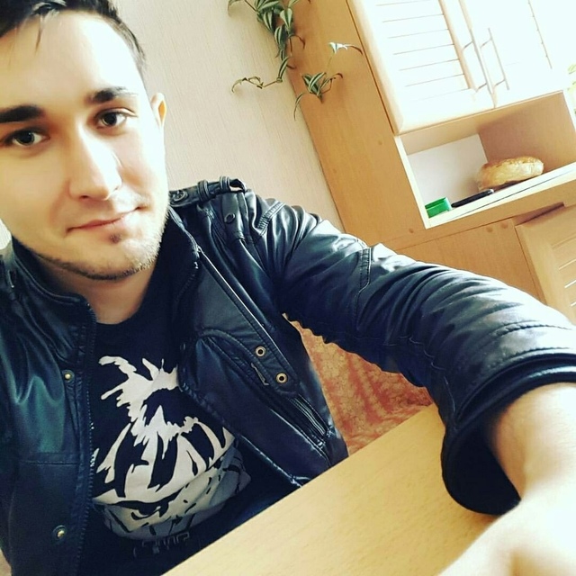 🤯 В Казани ревнивые супруги бросили годовалого ребён?...