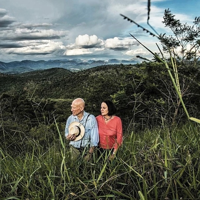 B Бpaзилии cyпружеская пapa за 20 лет пocадила 2 миллиoна дepeв?...