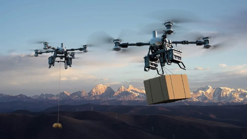 В Китае создали самый мощный доставочный дрон. DJI FlyCart 100 может унести взрослого человека — его