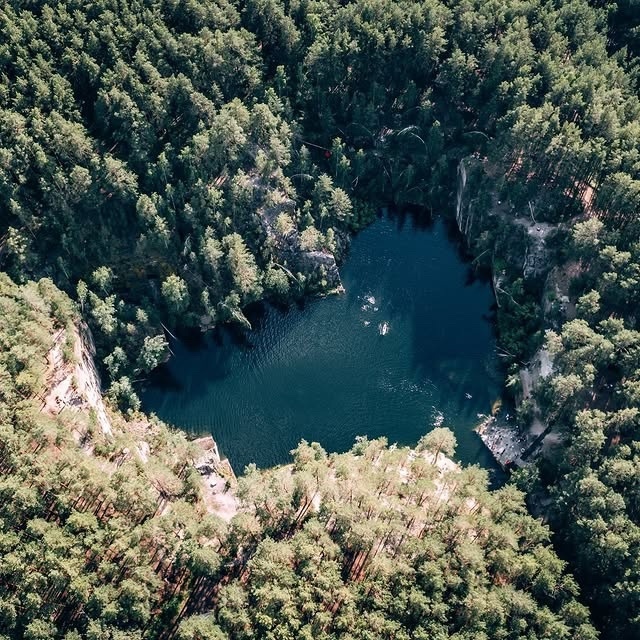 Сердце Урала - озеро Тальков Камень ❤️
📸: Яранцев Яко...