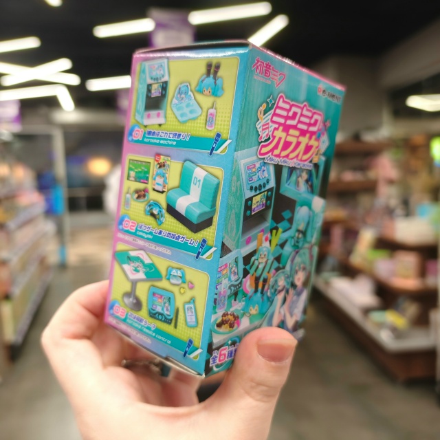 Мику зовет в караоке! Собери свою музыкальную диораму! ...