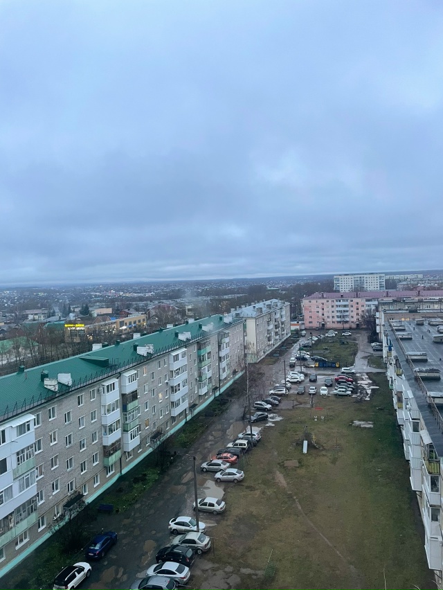 Как же надоела эта сырая грязная погода! Хочу скорее ле...