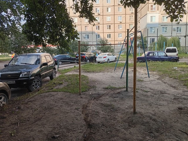 Площадка в ужасном состоянии, она не обновлялась со вр?...