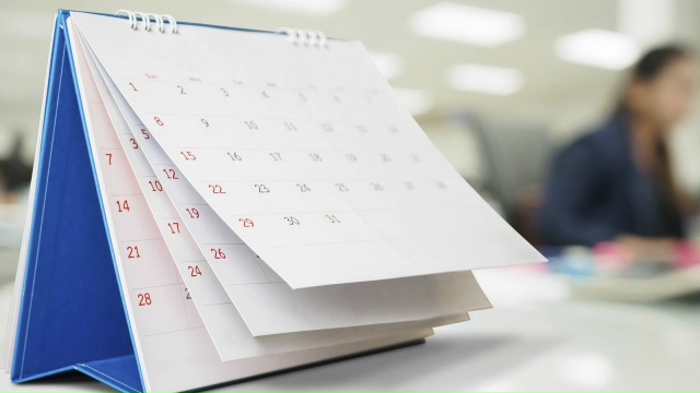 🥳 Выходные дни исключат из расчёта отпусков в России ?...